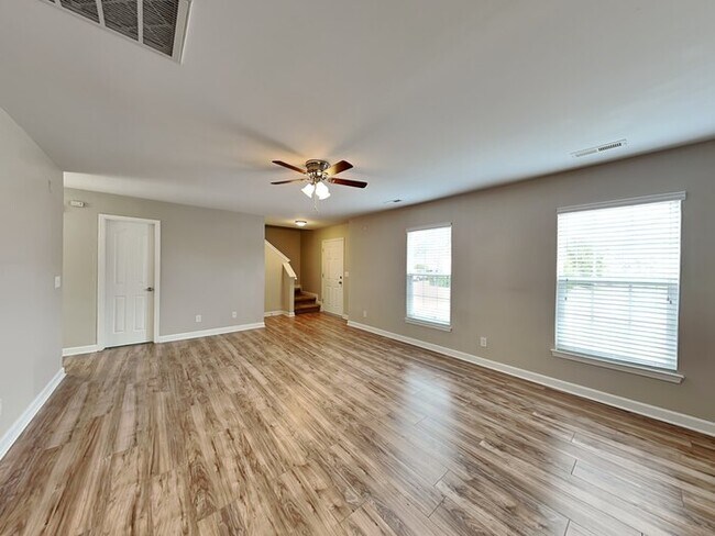 Building Photo - 1701 Moss Creek Drive