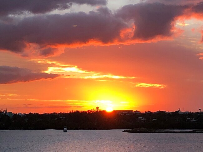 vista desde el balcón - 2760 S Ocean Blvd