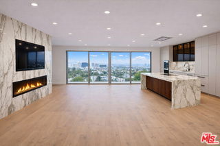 Foto del edificio - 100 S Doheny Dr