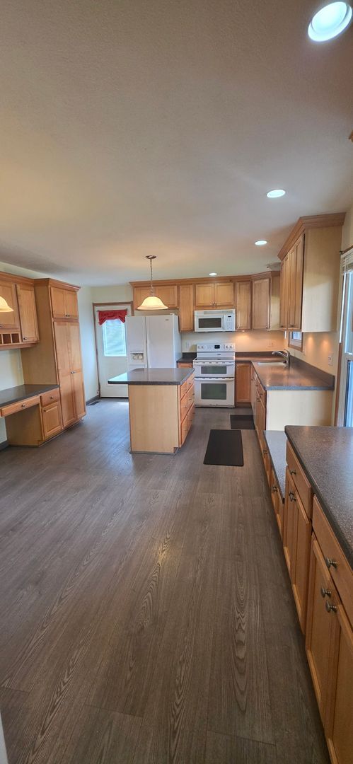 Foto del edificio - 11864 Featherwood Dr