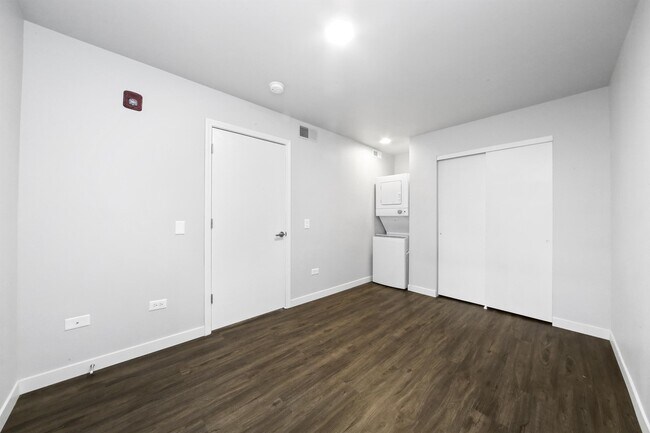 Building Photo - 1531 Centennial Dr