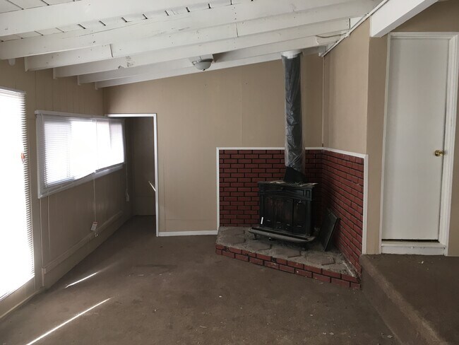 Building Photo - 8401 Wilbur Ave