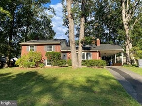 Building Photo - 3137 Creswell Dr