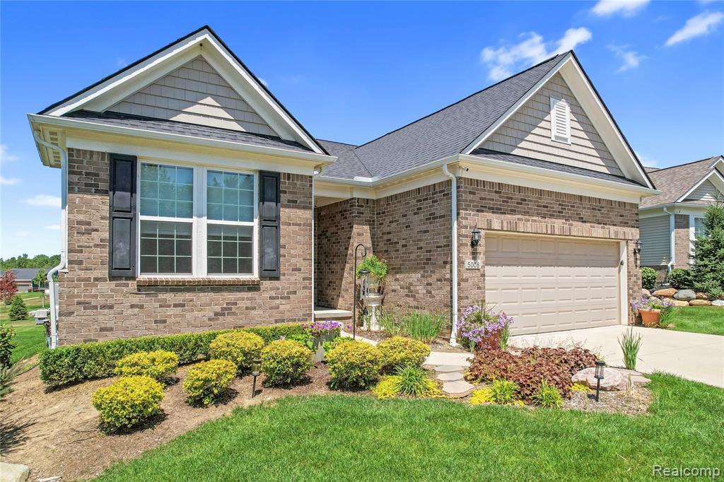 Foto principal - 5008 Oakdale Dr