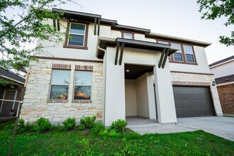 Building Photo - 1348 Eagle Ray St