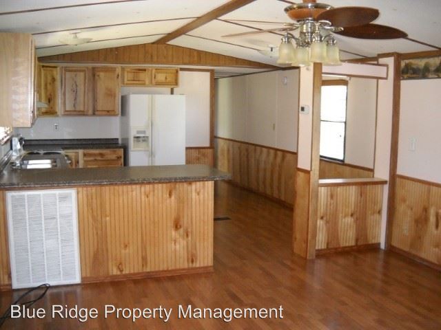 Building Photo - 259 Edwards Ln