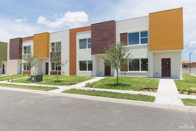 Building Photo - 2312 Harmony Ln