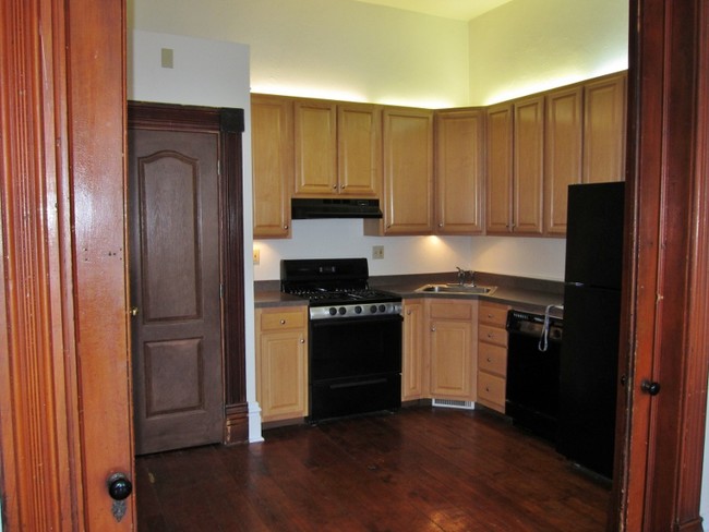 Kitchen Area - 2105 Sarah St