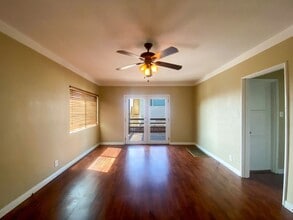 Building Photo - 209 Marine Ave