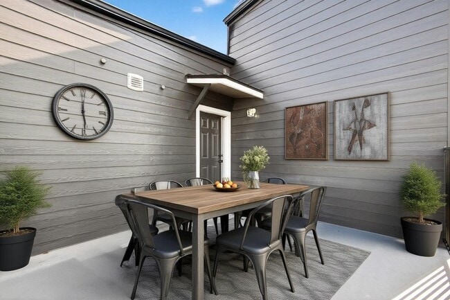 Building Photo - 3411 Nance St