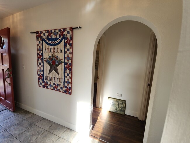 Foto del edificio - 14565 Carriage Ln