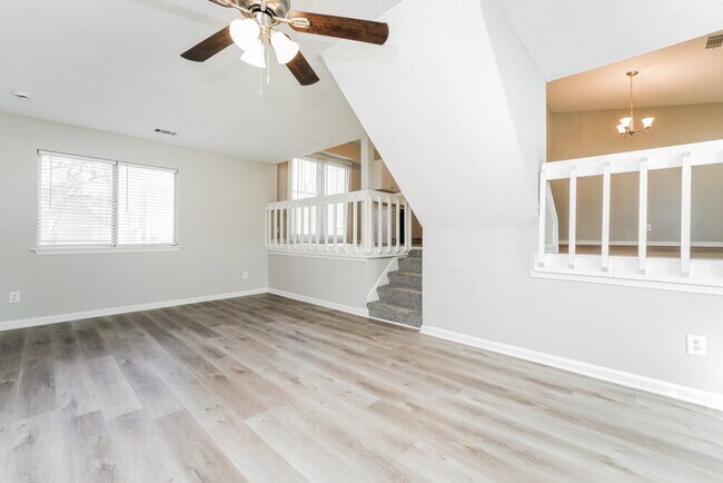 Foto del edificio - 6155 Marbut Farms Chase