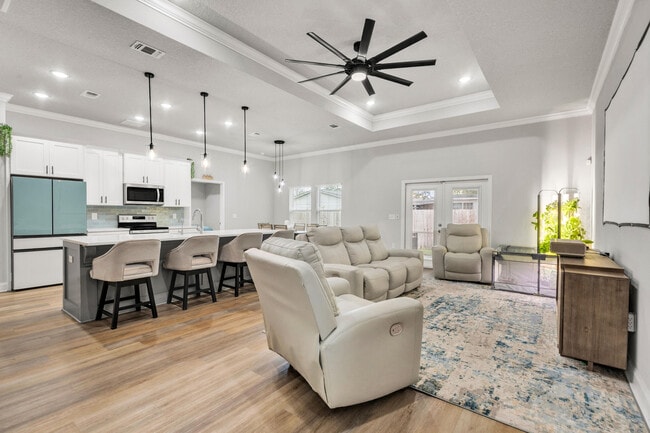 Building Photo - 1201 Forest Heights Rd