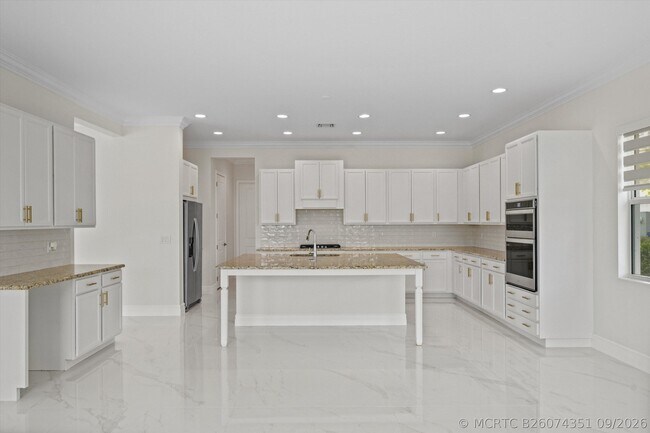Foto del edificio - 5597 Liberty Ln