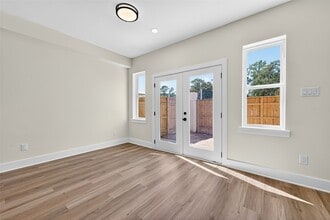 Building Photo - 12315 New Jordan Ln