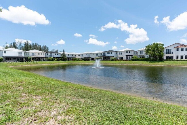 Foto del edificio - 10464 NW 70th Ln