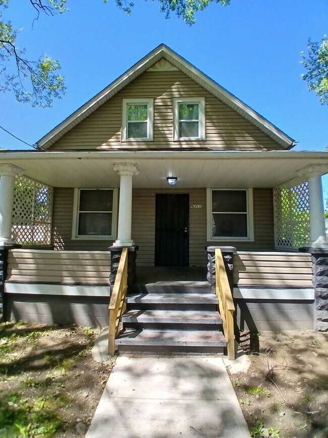 Building Photo - 6015 Hosmer Ave