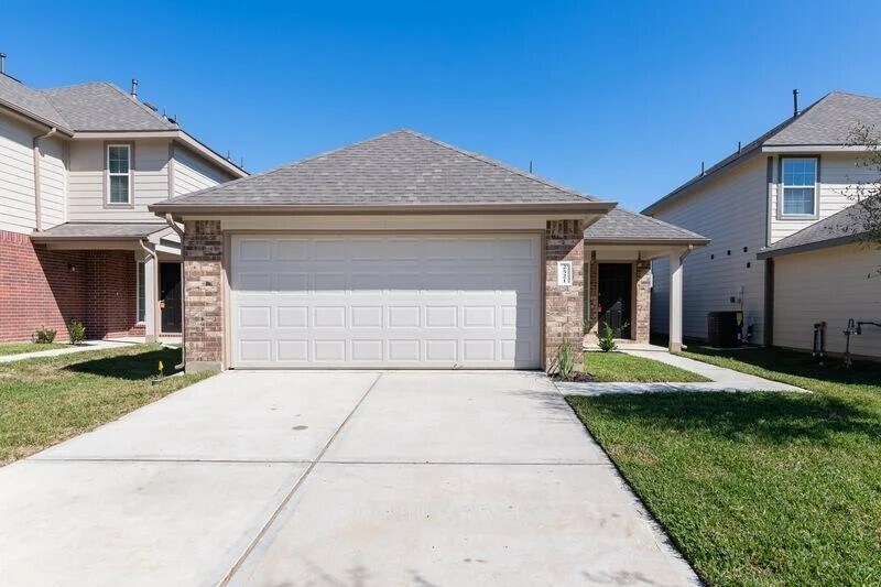 Primary Photo - 2521 N Lina Ct