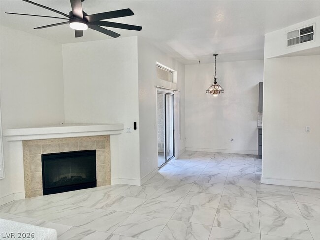 Building Photo - 3360 Cactus Shadow St