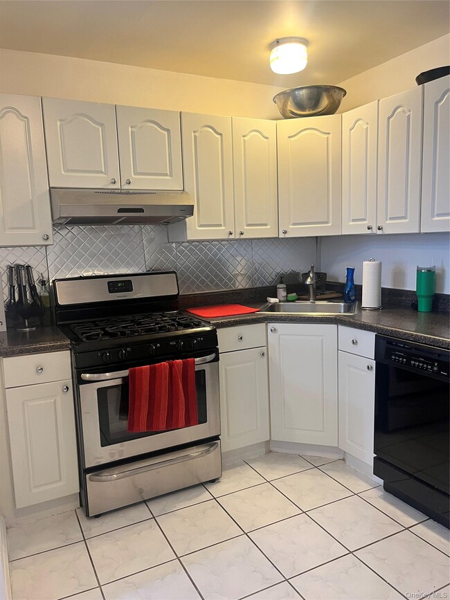 Foto del edificio - 31-17-31-42 42nd St