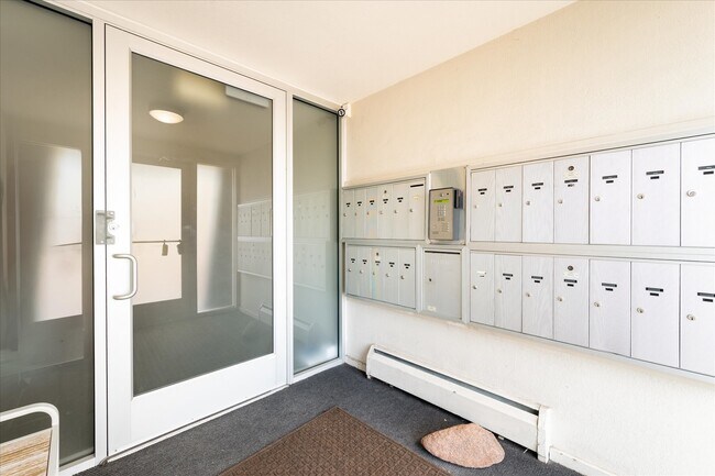 Foto del edificio - 75 N Emerson St