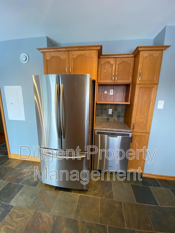 Photo du bâtiment - 369 Applegrove Ave