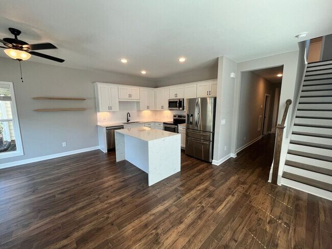 Foto del edificio - 6046 Ivory Ln