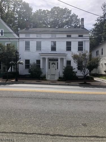 Primary Photo - 288 Main St