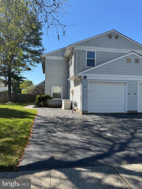 Foto del edificio - 20 Spyglass Ct