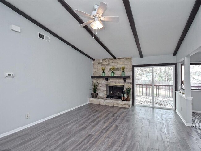 Building Photo - 6501 Highpoint Cove