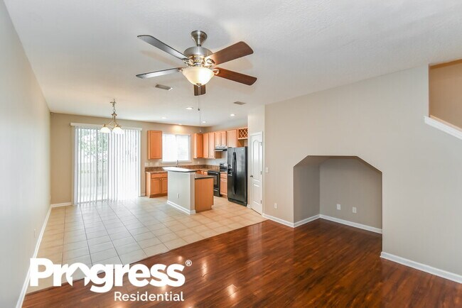 Foto del edificio - 2326 Sunset Bluff Dr