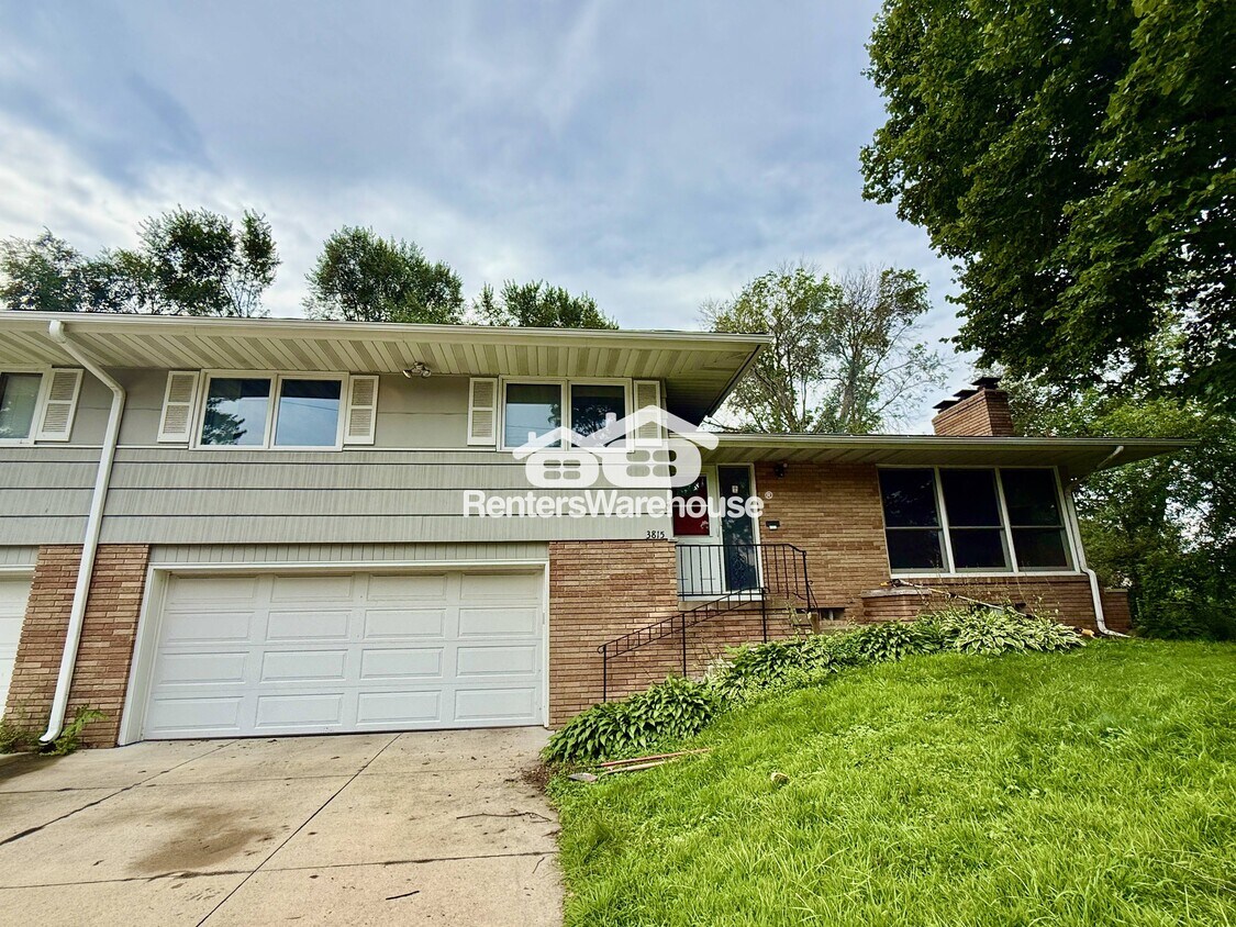 Foto principal - 3815 W 60th St