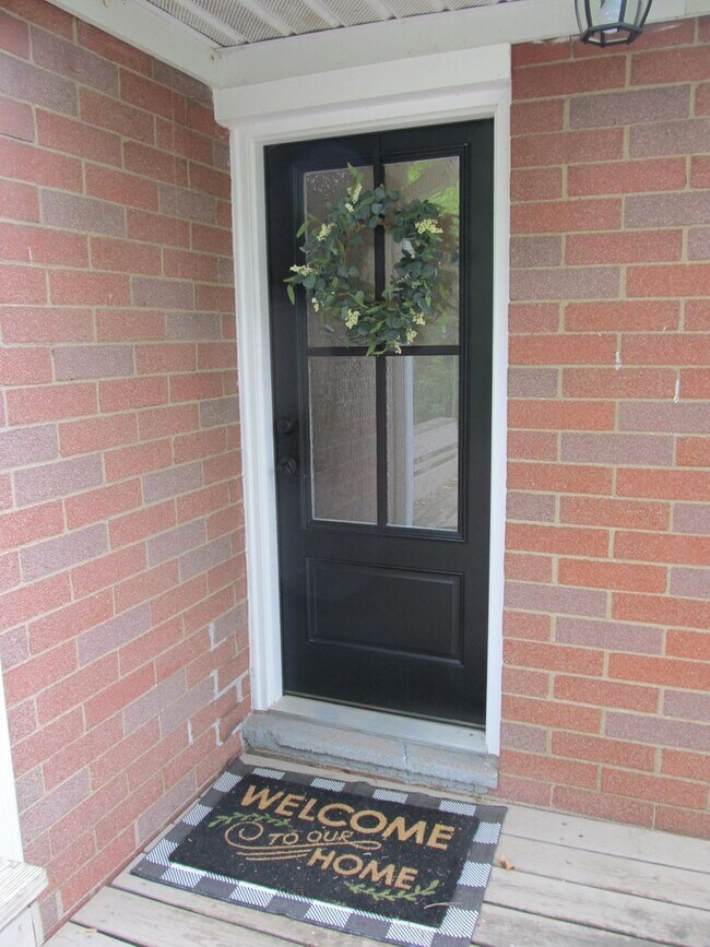 Foto del edificio - Beautiful 3 Bedroom Home in Kalamazoo