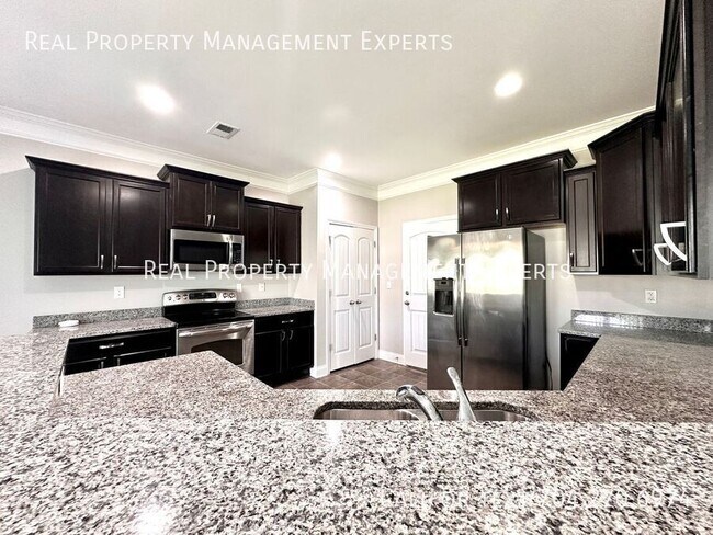 Building Photo - 406 Knothole Ln