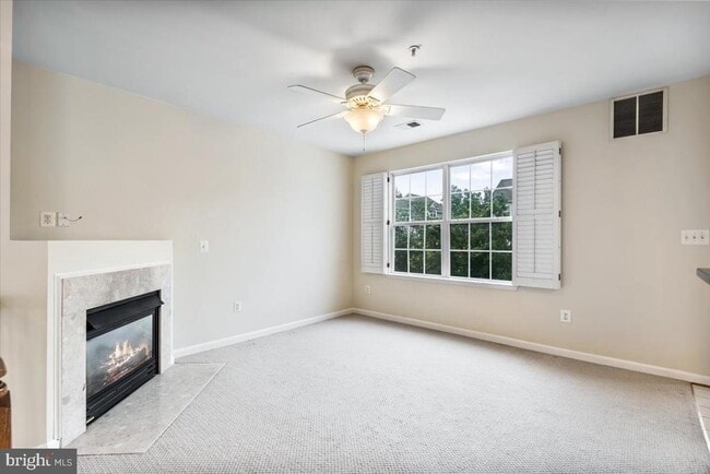 Foto del edificio - 710 Norfolk Ln
