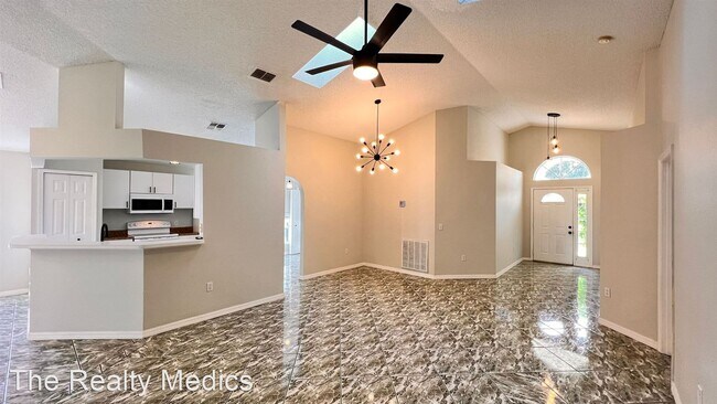 Building Photo - 4 br, 2 bath House - 14405 Lake Price Dr