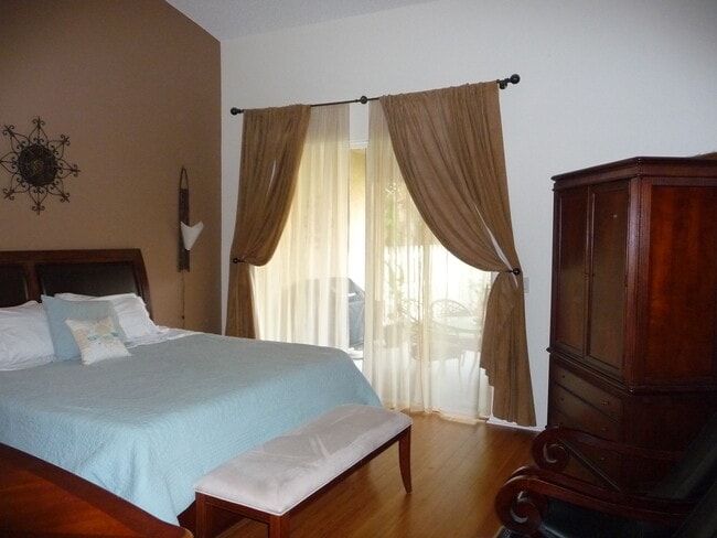 Building Photo - 350 E Coral Trace Cir