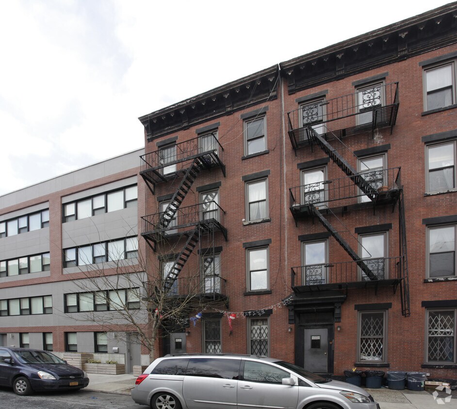 105 Boerum Pl - Brooklyn NY - 105 Boerum Pl