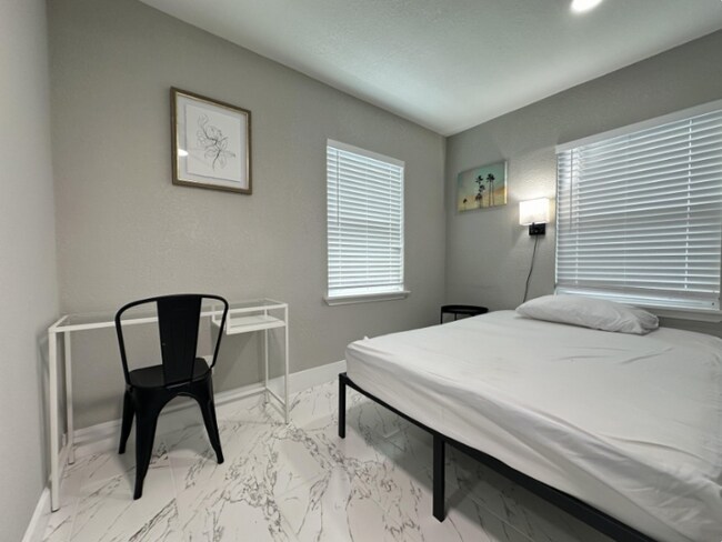 Foto del edificio - 3608 Billingsley St