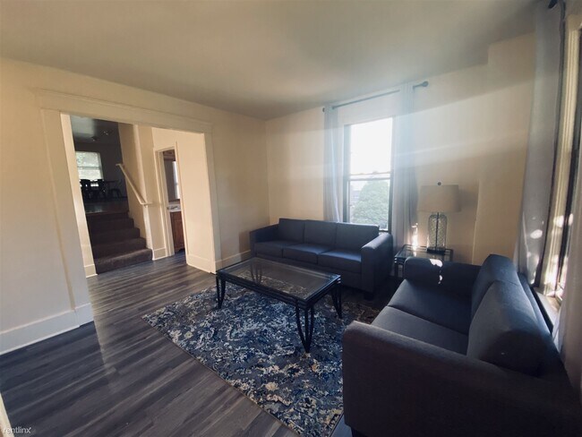 Building Photo - 6 br, 3.5 bath House - 908 Fuller St 908 F...