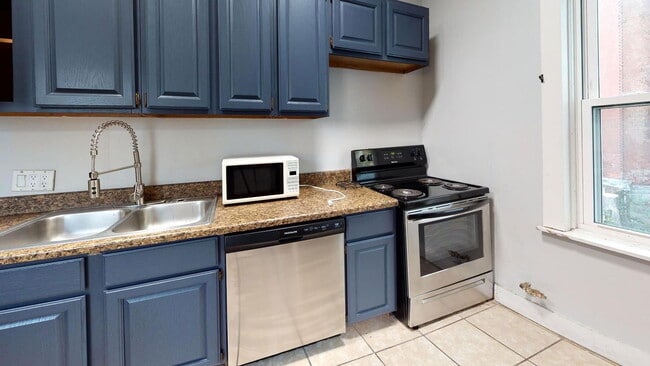 Photo - 26 W Hollister St Apartment