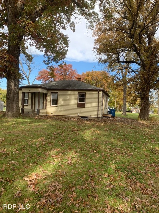 Building Photo - 2 br, 1 bath House - 3315 Valley Dr