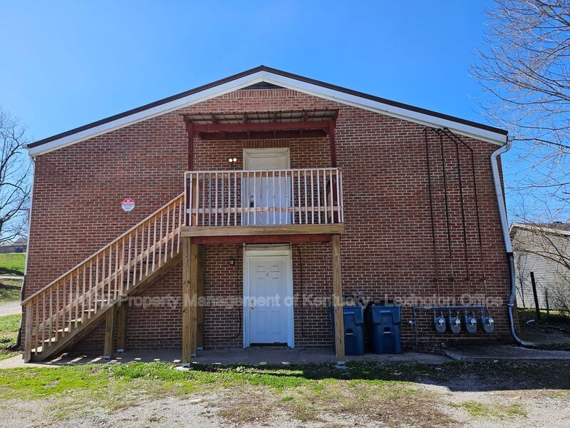 Foto principal - 427 Cardwell Ave