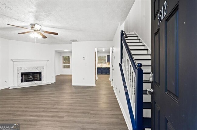 Foto del edificio - 5812 Wind Gate Ln