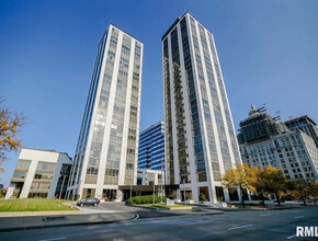 Building Photo - 125 SW Jefferson Ave
