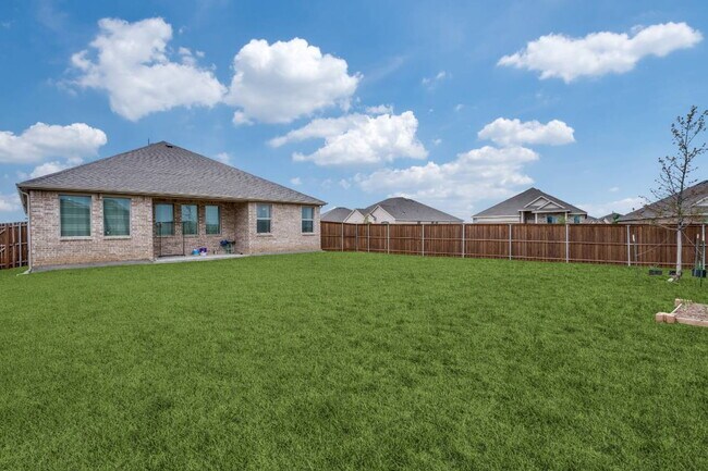 Foto del edificio - Beautiful 4BR/2BA Home with Open Floor Plan