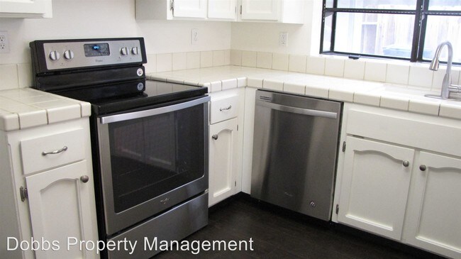 Foto del edificio - 3408 Dovewood St