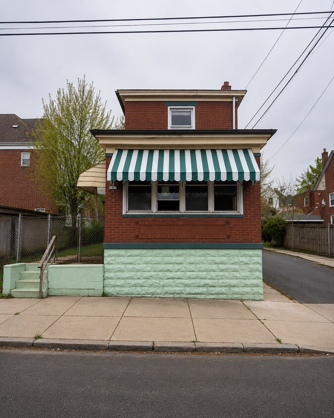 Charming Residential Home in Pittsburgh’s East End - Charming Residential Home in Pittsburgh’s East End