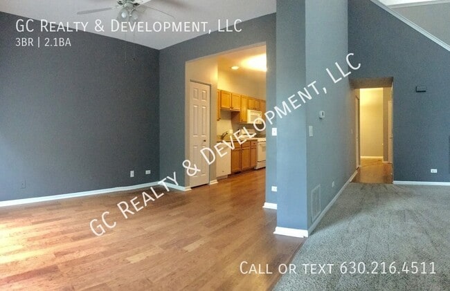 Building Photo - ***3 BDRM + LOFT / 2.5 BTHS / 2 CAR GARAGE...
