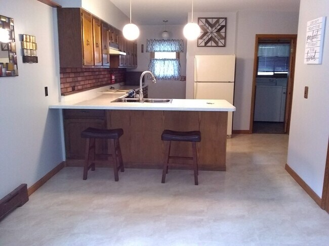 Fotografía del edificio - 702 S 1st St